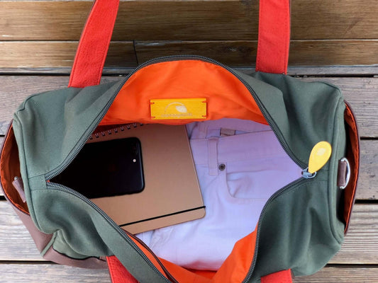 Dekalb Gym and Travel Duffle Bag Dekalb Travel Duffle Bag - Navy + Black