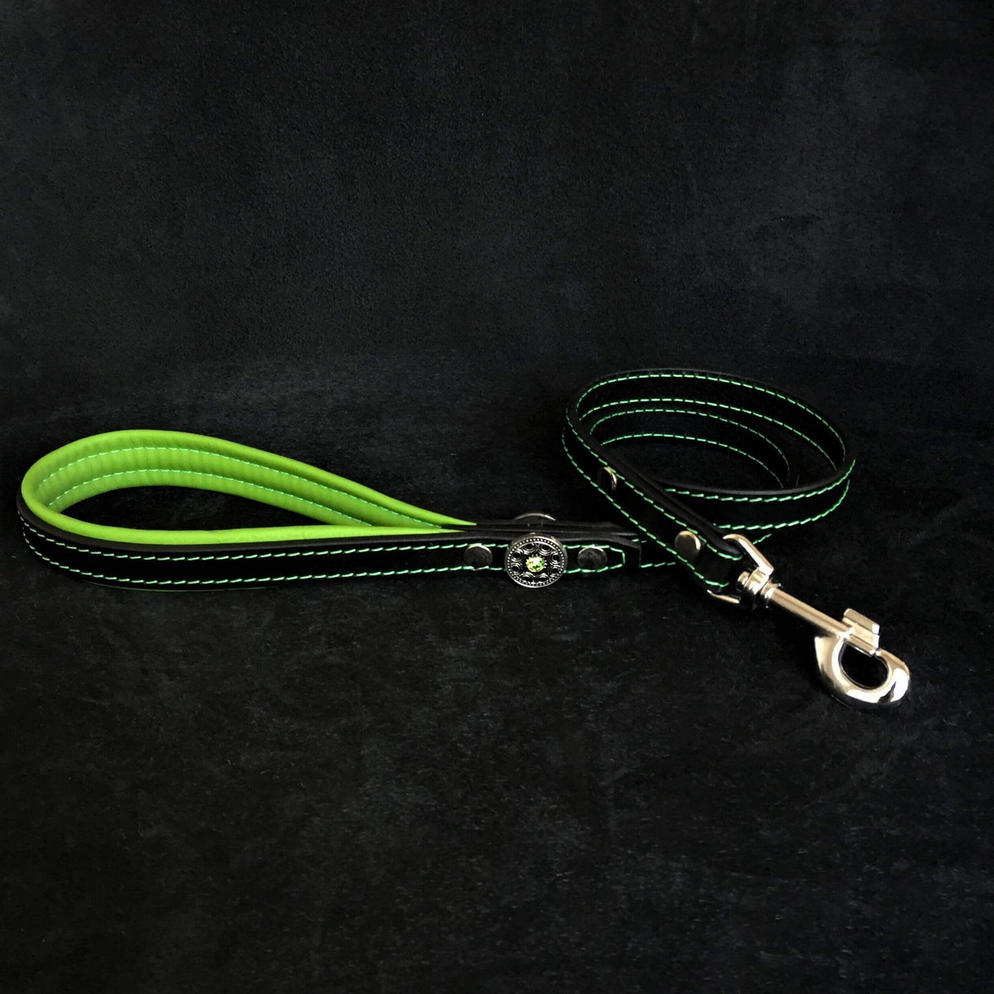 ''Bijou'' leather lead green Default Title