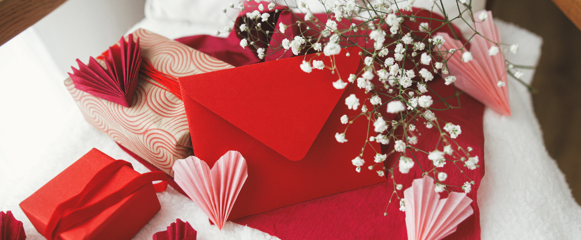 Cheap Gift Ideas for Valentine’s Day That Feel Luxurious