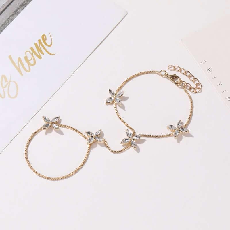 Korean Style Fresh Sweet Floral Zirconia Finger Rings Women's Elegant Four-leaf Flower Bracelets Jewelry Accessories 02 White K 6808