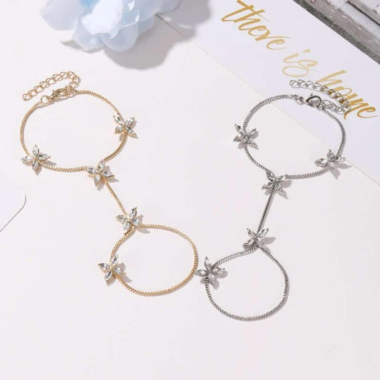 Korean Style Fresh Sweet Floral Zirconia Finger Rings Women's Elegant Four-leaf Flower Bracelets Jewelry Accessories 02 White K 6808