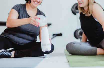 Junobie Formula & Breastmilk Bottle Warmer & Cooler Cup Junobie Battery Operated Milk Warmer/Cooler Cup: The Single Pack LE Marble