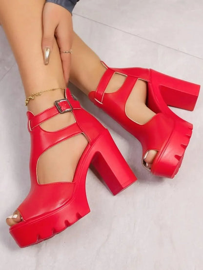 Cutout Block : Heels Sandals 9 / White