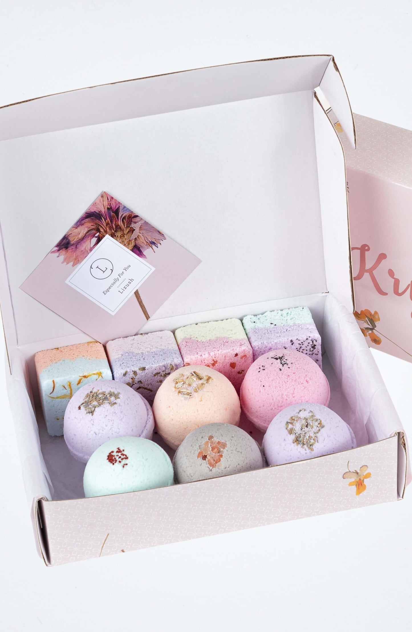Lizush Natural Bath Bombs and Shower Steamers Gift Set - for anyone that like to Bath and Shower Name on the box