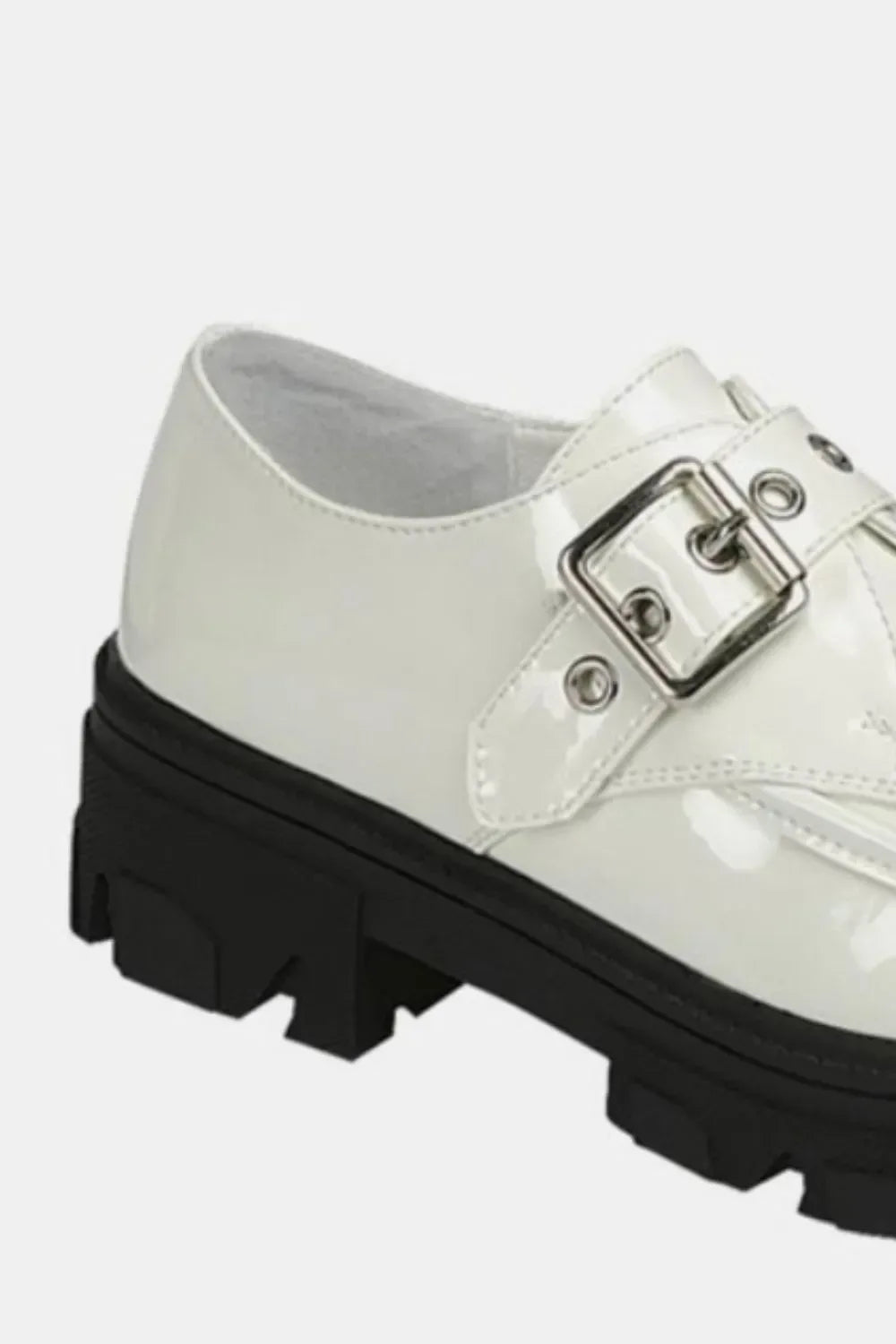 Forever Link Buckled Platform Lug Sole Loafers White / 6