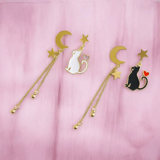Wish Upon a Cat Earrings Black