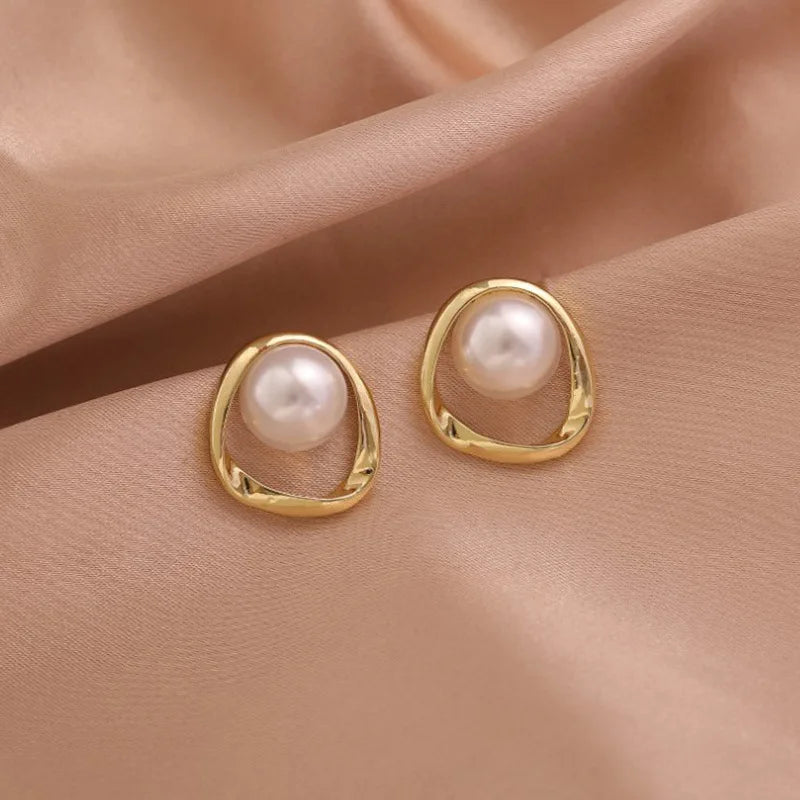 Fashion Pearl Earring for Women