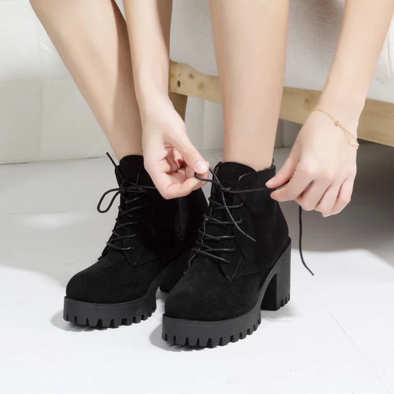 Woman Fashion Casual Boots