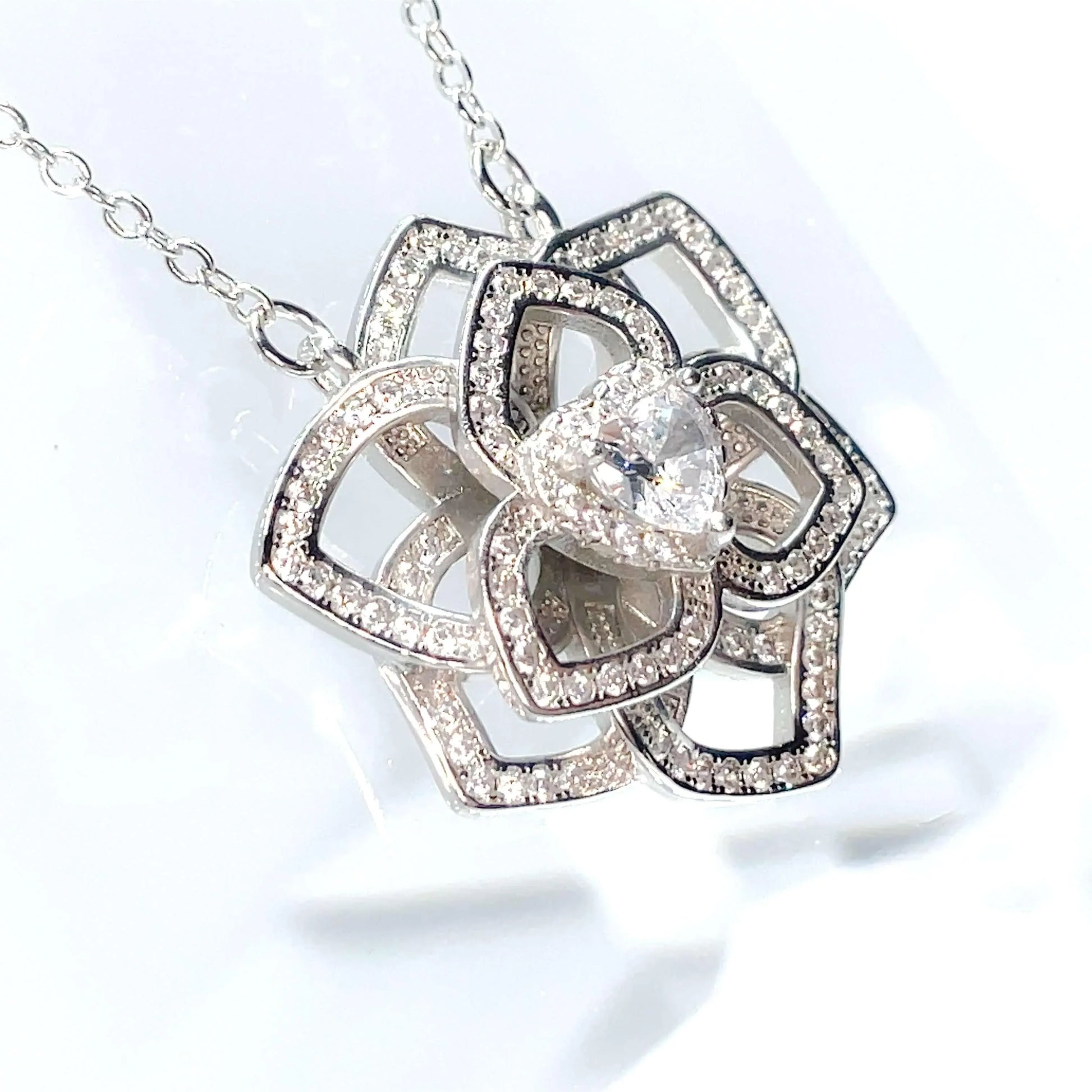 Hollow Rose Necklace Default Title