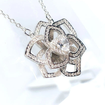 Hollow Rose Necklace Default Title