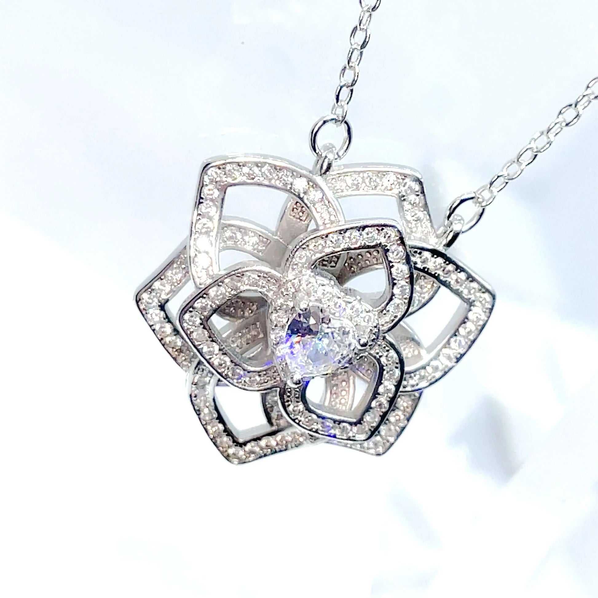Hollow Rose Necklace Default Title