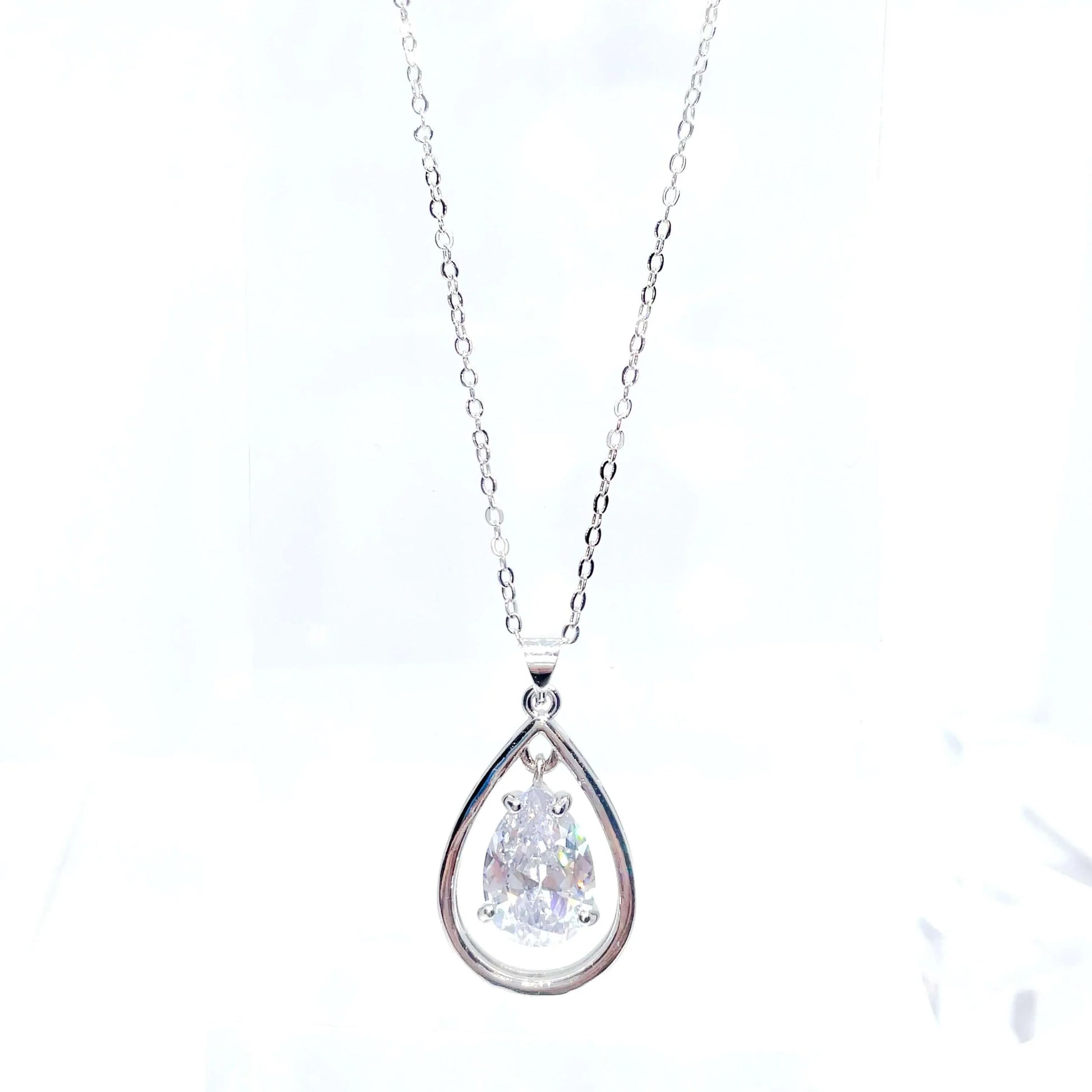 Princess Aqua Necklace Clear