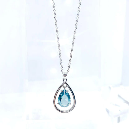 Princess Aqua Necklace Clear
