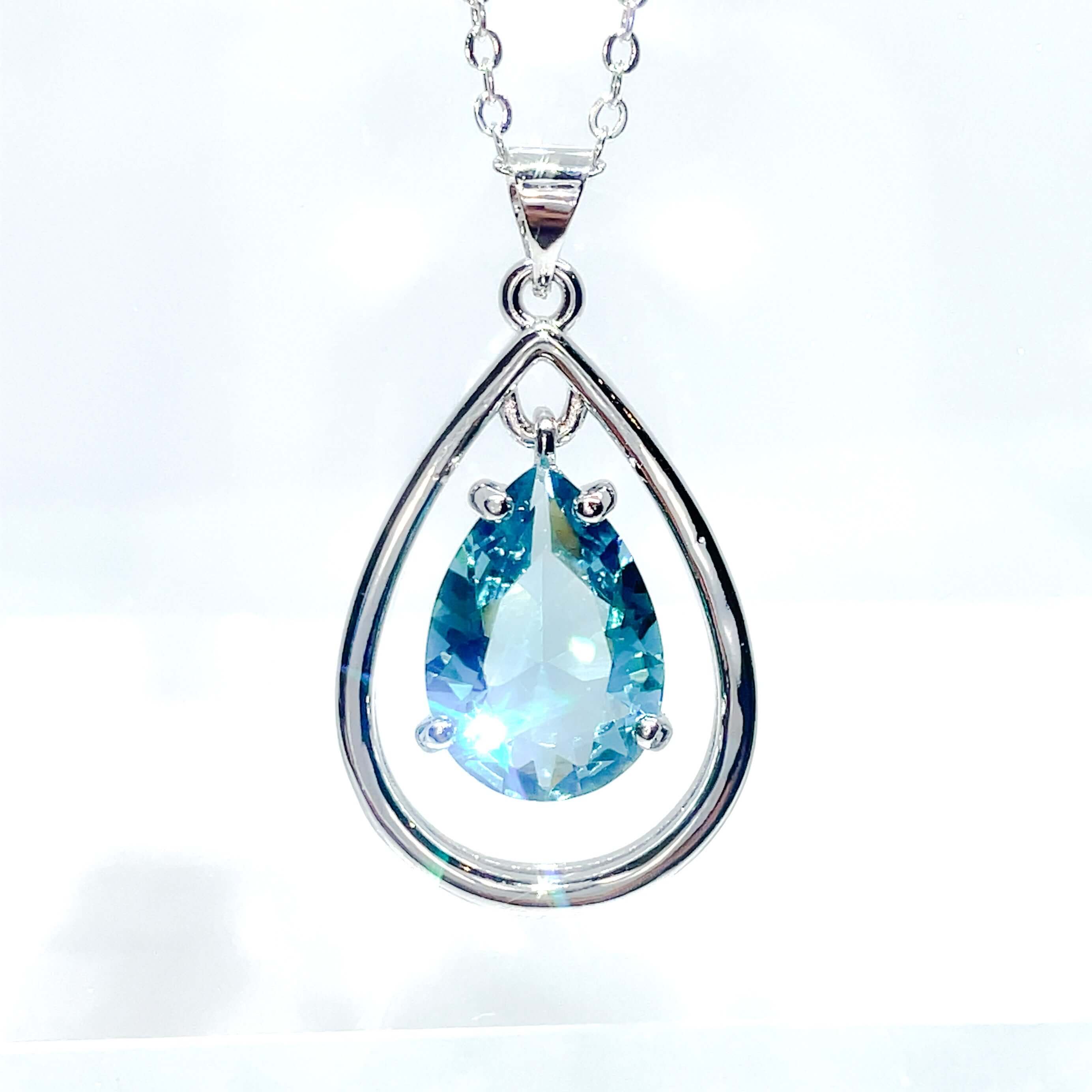 Shopminx Princess Aqua Necklace Aqua