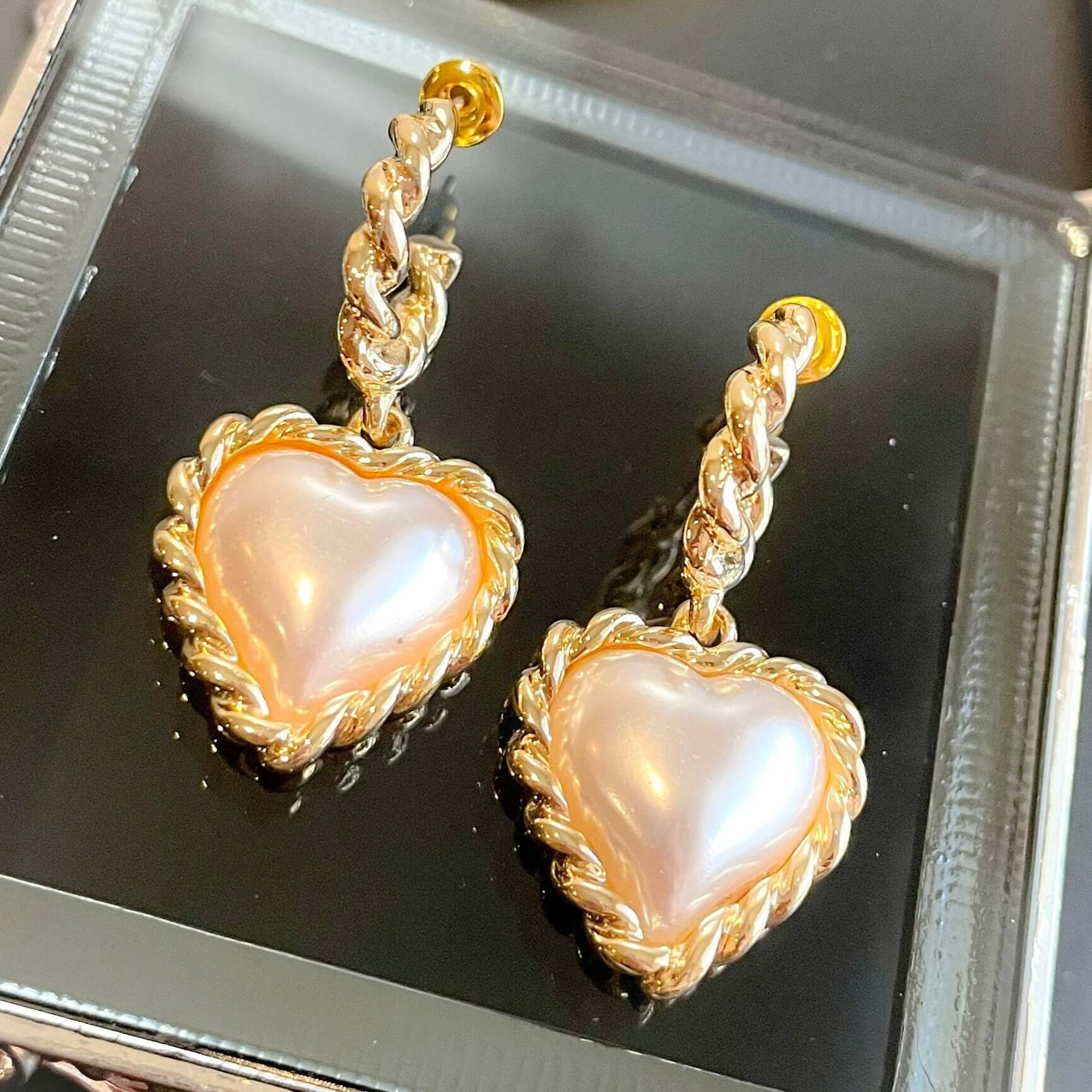Shopminx Pearl Heart Hoop Earrings Default Title