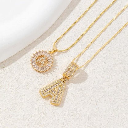 Letter Pendant Necklace Copper Set Zirconium Round Flower Flower letters + box chain / Z