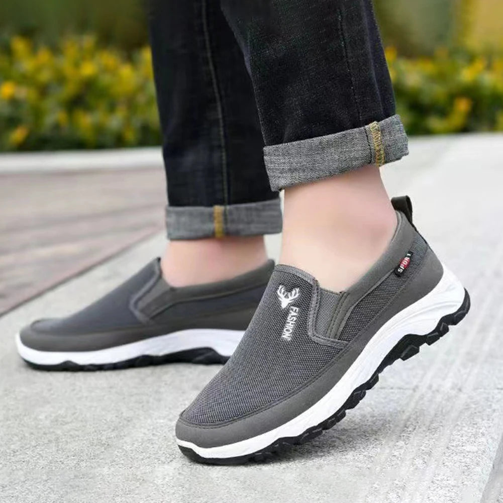 Lightweight Men's Breathable Slip-On Casual Walking Shoes