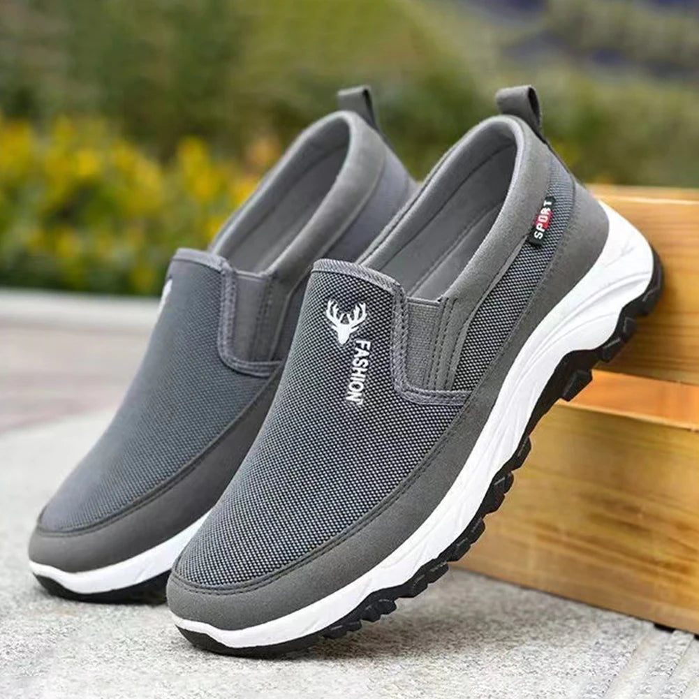 Lightweight Men's Breathable Slip-On Casual Walking Shoes