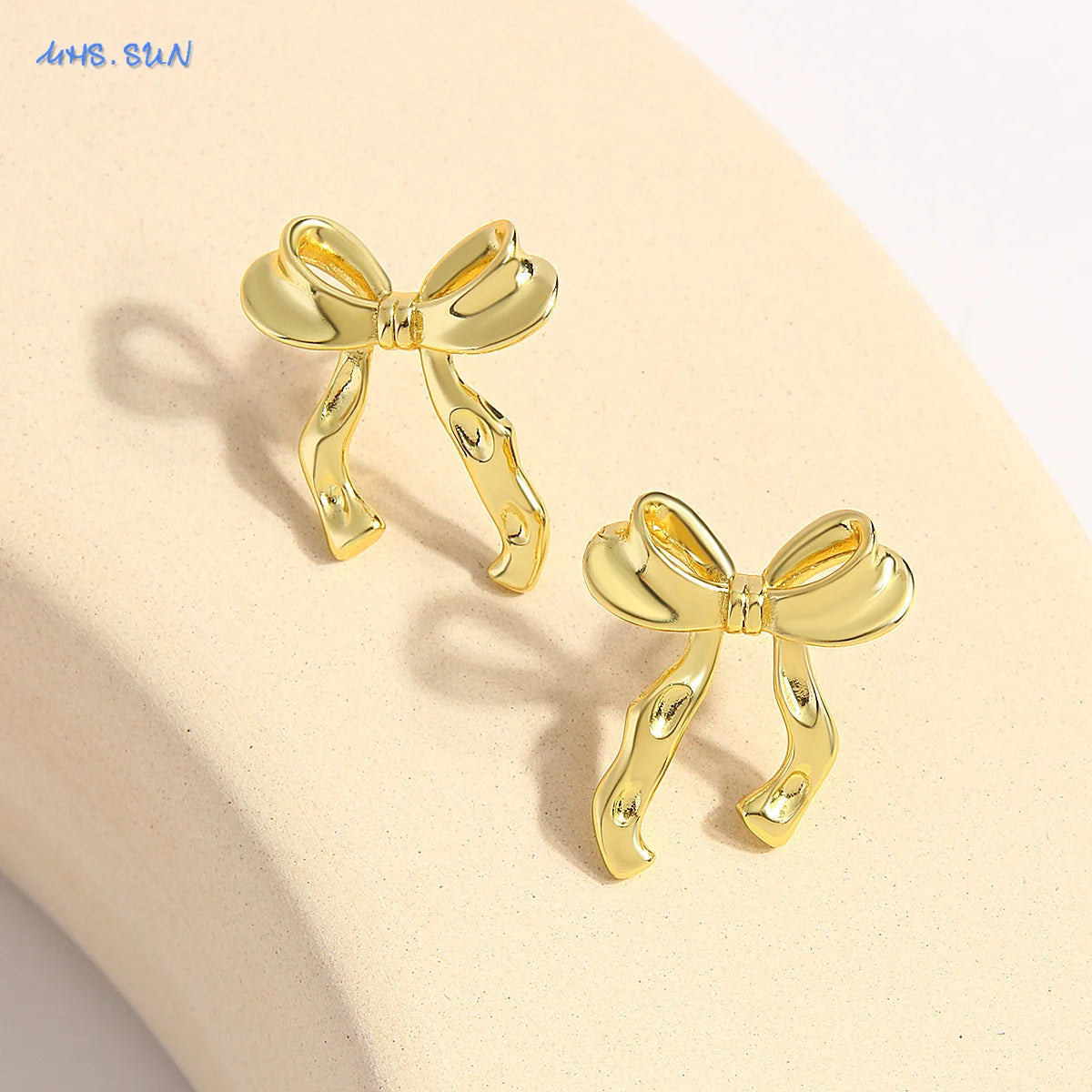 SUN Design Sweet Style Gold Plated Bow Stud Earrings