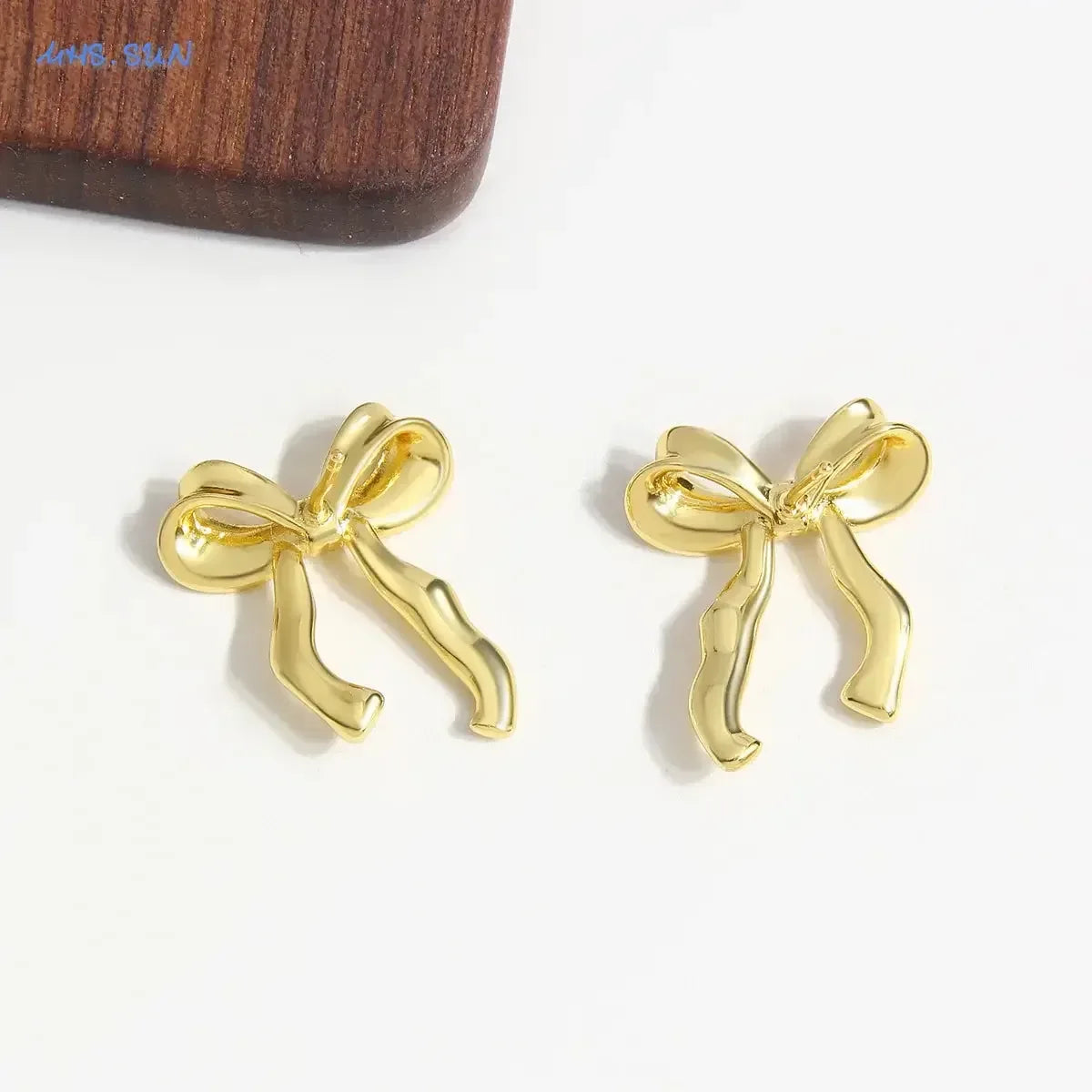 SUN Design Sweet Style Gold Plated Bow Stud Earrings EI11-1