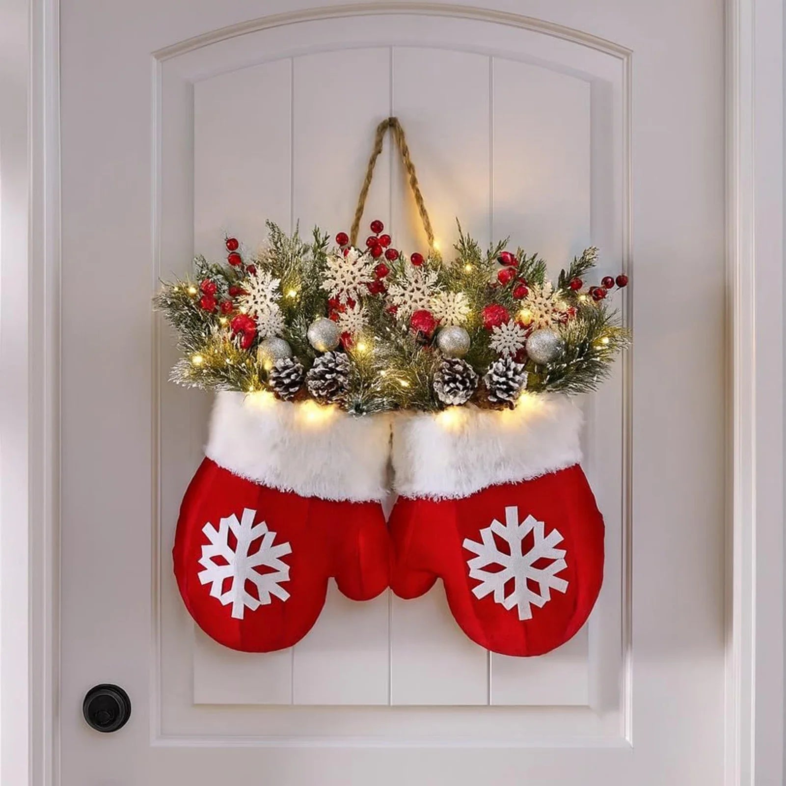 Christmas Glove-Shaped Garland Wreath