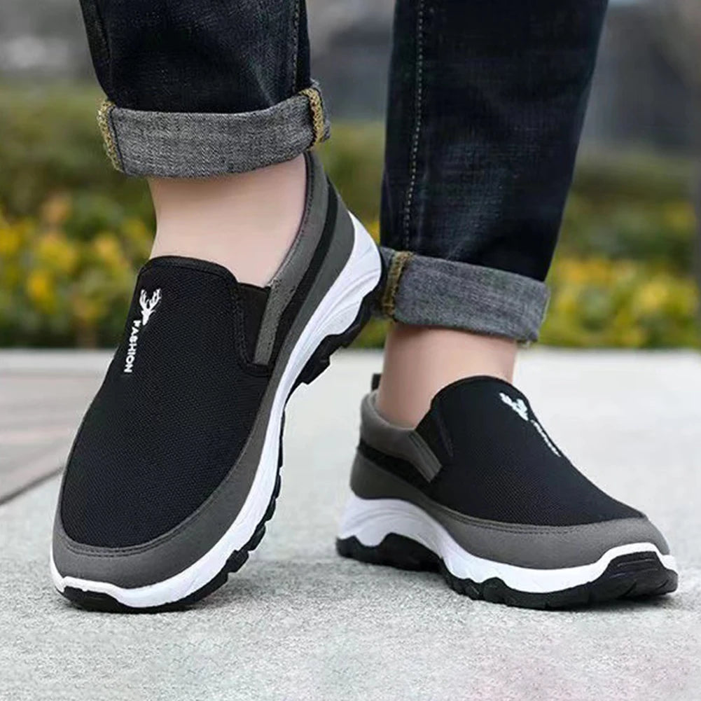 Lightweight Men's Breathable Slip-On Casual Walking Shoes