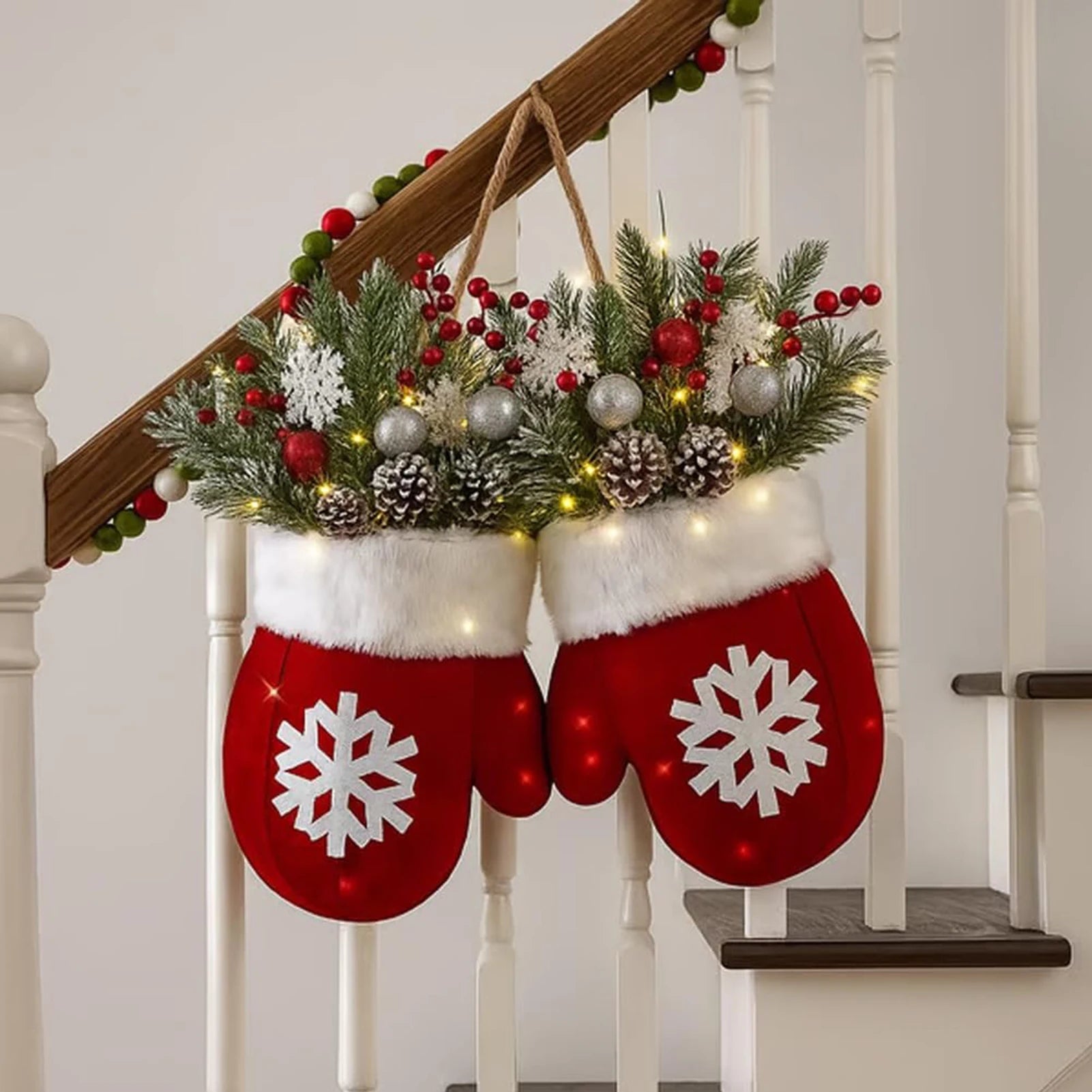 Christmas Glove-Shaped Garland Wreath