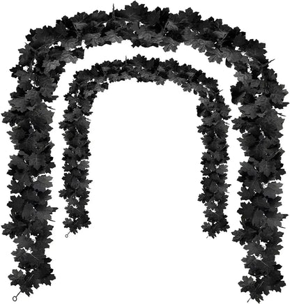 Simulated Black Maple Leaf Vine Garland black / One Size