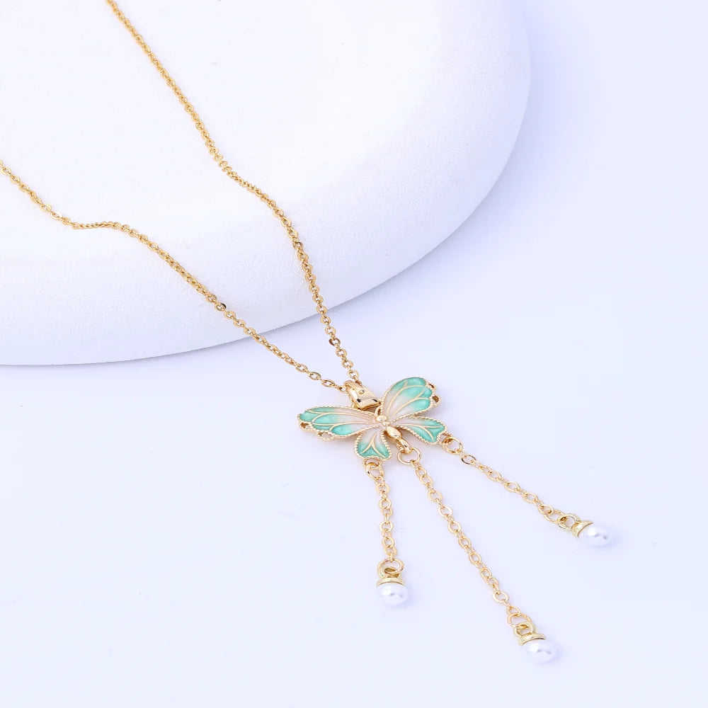 Fluorescent Butterfly Pearl Pendant Necklace