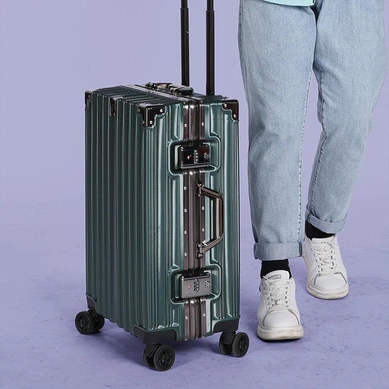 Universal Wheel Boarding Check Large Capacity Solid Suitcase Trolley Luggage