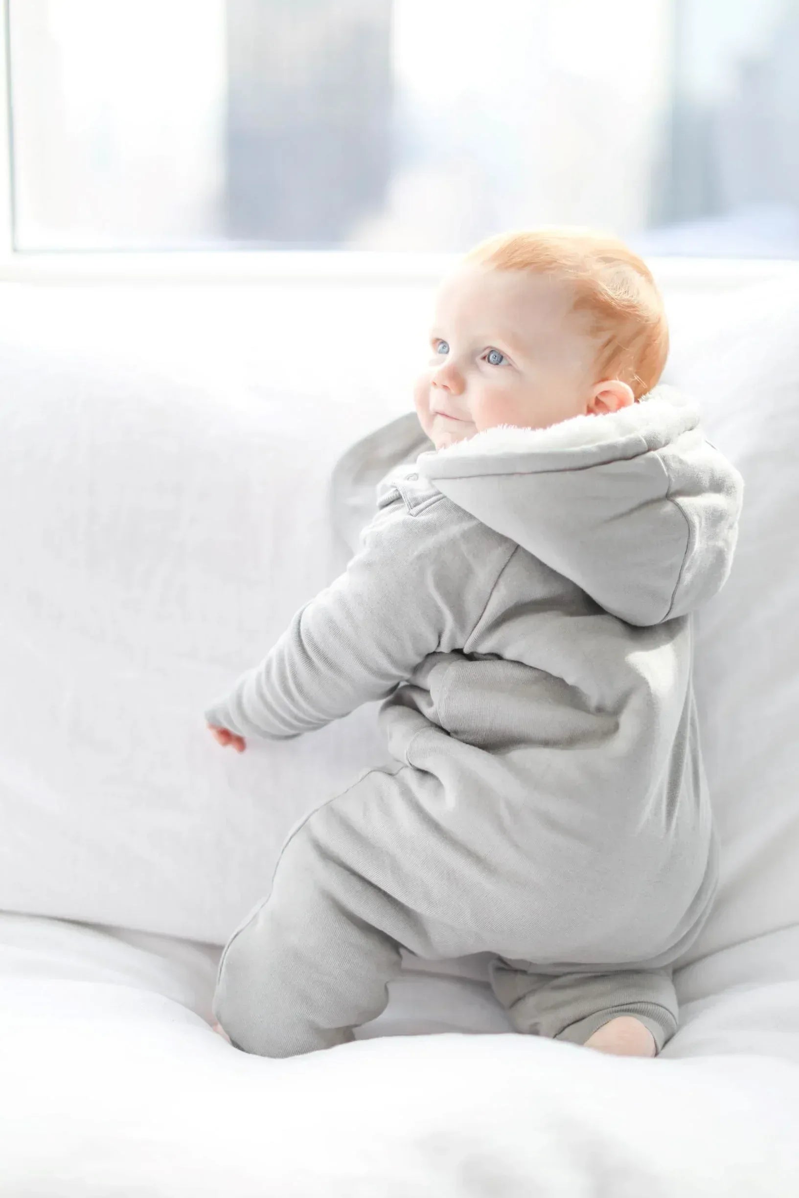 Smart Cuddly Jumpsuit + Bib - Gray NB / Gray