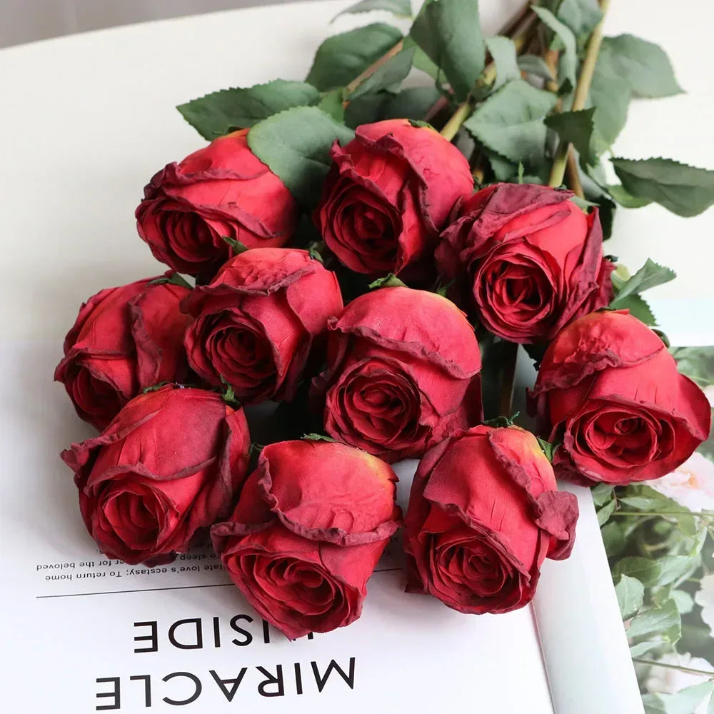 Artificial Burnt Edge Rose Buds Wedding red / 1pcs
