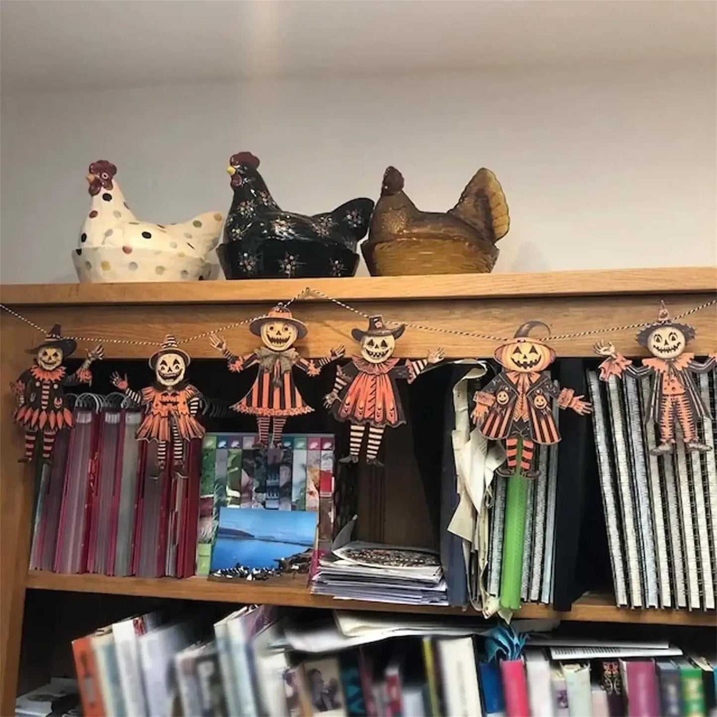 Retro Halloween Wooden Garland – 6PCS Jack-o’-Lantern & Witch Banner Dark Khaki / 12cmx10cm / United States