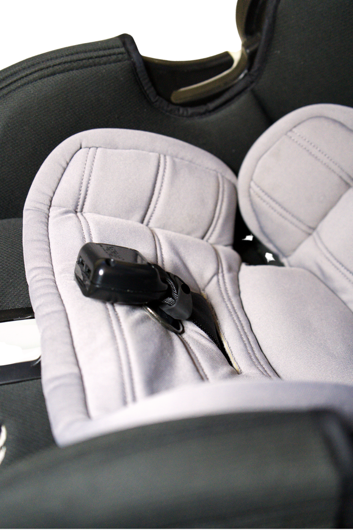 Center Buckle Holder