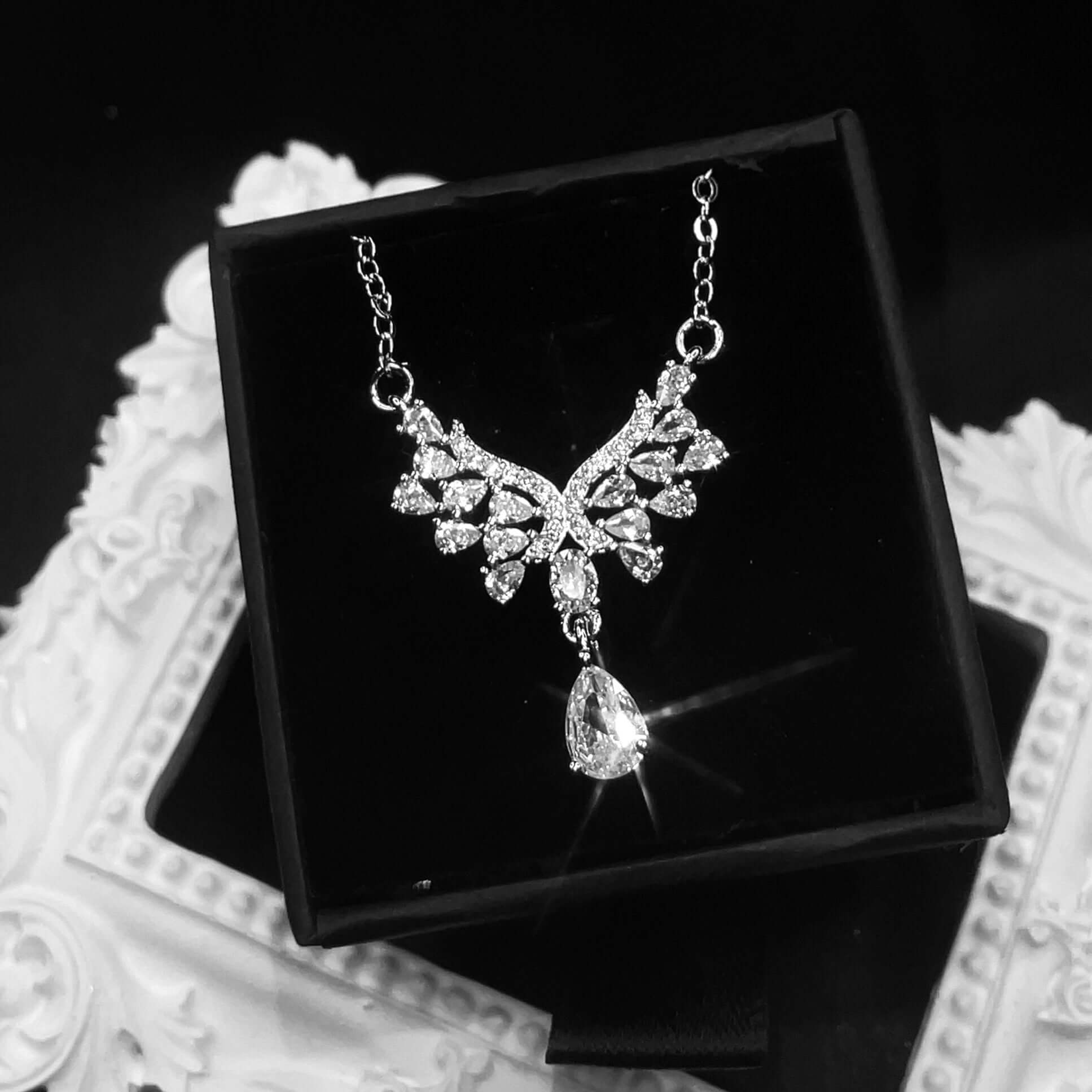 Shopminx Grand Angel Wings Necklace Default Title