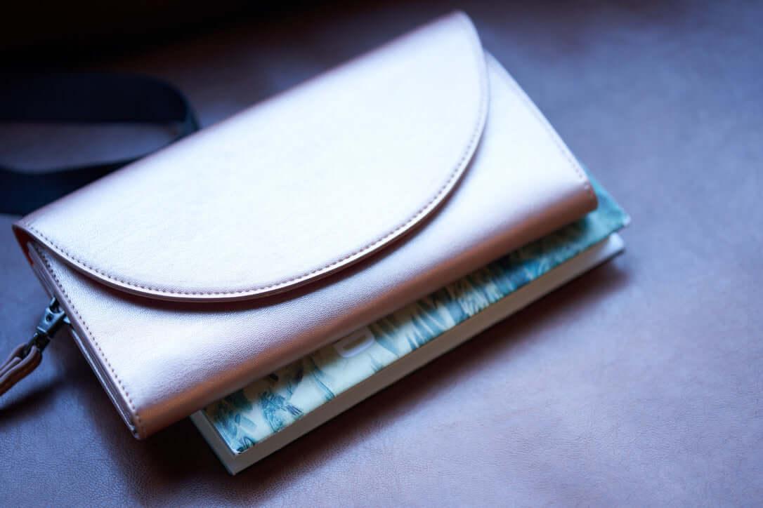 Clark Phone Wallet Gunmetal