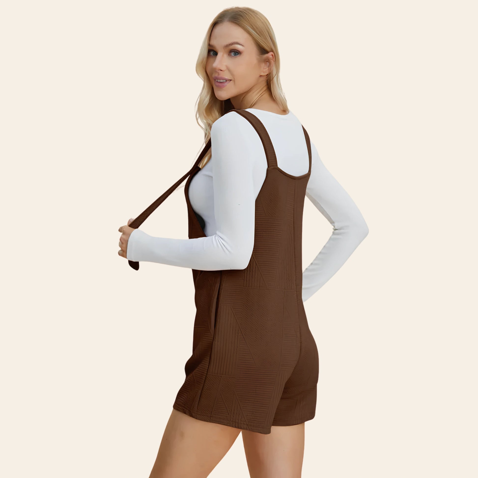 Women's textured sleeveless romper