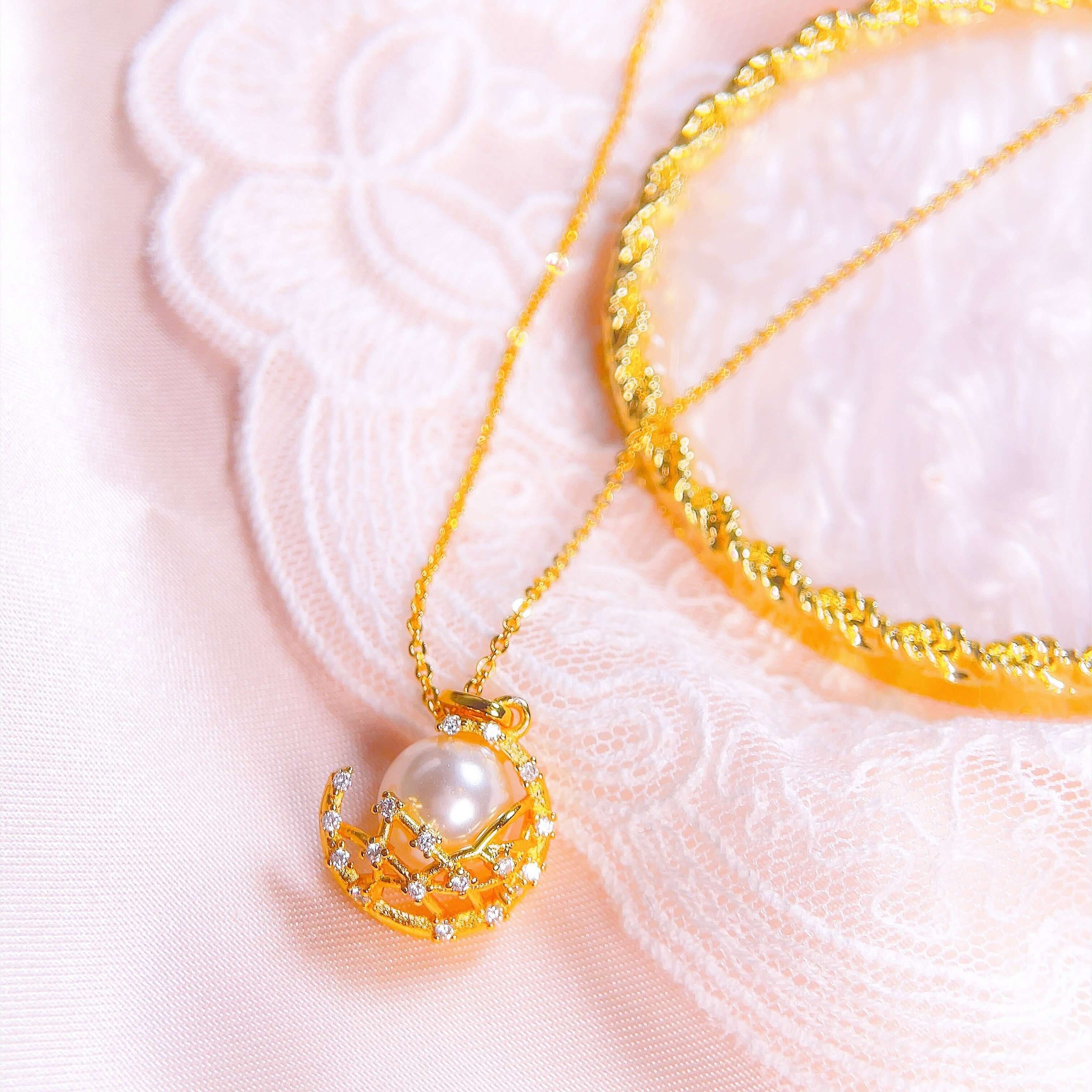 Shopminx Pearl Moon Necklace Default Title