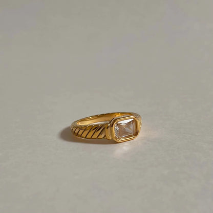 Rectangle Stone Ring 8 / White
