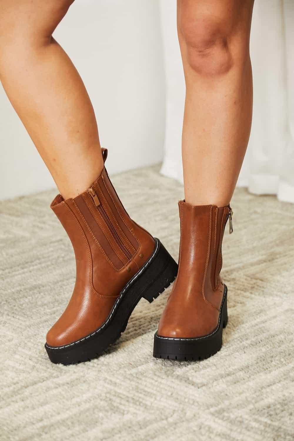 Forever Link Side Zip Platform Boots Chestnut / 6